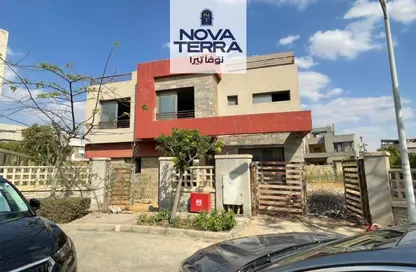 Villa - 6 Bedrooms - 4 Bathrooms for sale in Al Reem Residence - 26th of July Corridor - 6 October City - Giza
