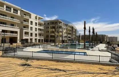 Villa - 4 Bedrooms - 4 Bathrooms for sale in Uptown Cairo - Mokattam - Cairo