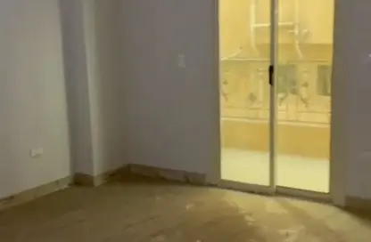 Apartment - 3 Bedrooms - 2 Bathrooms for rent in Al Gezira St. - South Investors Area - New Cairo City - Cairo