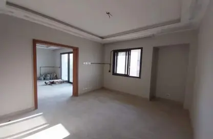 شقة - 3 غرف نوم - 3 حمامات للبيع في 6 ويست - بيفرلي هيلز - كمبوندات الشيخ زايد - الشيخ زايد - الجيزة