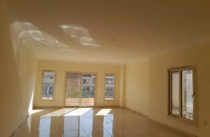 Apartment - 3 Bedrooms - 2 Bathrooms for rent in Al Hekma St. - Sheikh Zayed City - Giza
