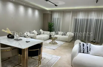 Twin House - 4 Bedrooms - 5 Bathrooms for rent in Hyde Park - New Cairo City - Cairo