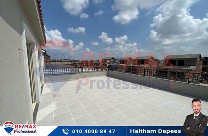 Villa - 6 Bedrooms - 5 Bathrooms for sale in Al Shohada Square St. - Smouha - Hay Sharq - Alexandria
