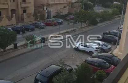 Apartment - 3 Bedrooms - 2 Bathrooms for rent in Area A - Ganoob El Acadimia - New Cairo City - Cairo