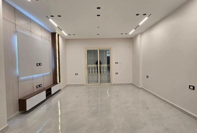 8453452 - Property Main Image