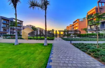 Apartment - 3 Bedrooms - 2 Bathrooms for sale in Moon Residences - Fifth Square - The 5th Settlement - New Cairo City - Cairo