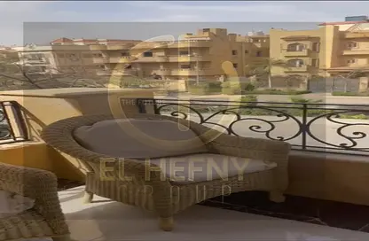 Apartment - 4 Bedrooms - 2 Bathrooms for sale in Shafik Mitri Sedrak St. - Area E - Ganoob El Acadimia - New Cairo City - Cairo