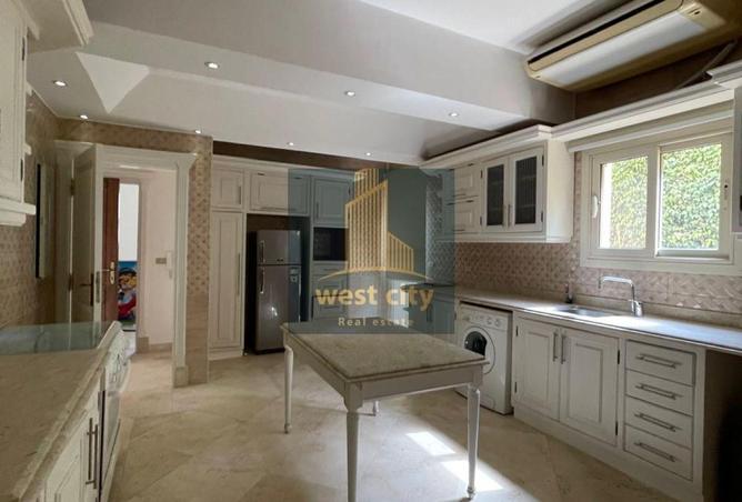 8061013 - Property Image 3