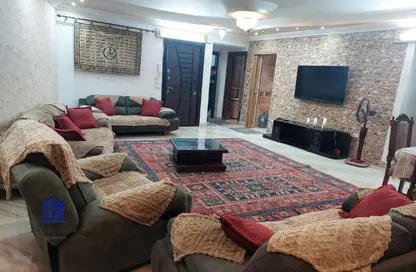 Apartment - 3 Bedrooms - 2 Bathrooms for rent in Green Residence 1 - 7th District - Sheikh Zayed City - Giza
