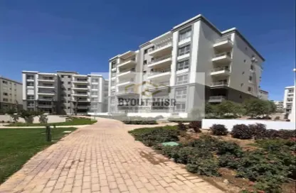 Apartment - 2 Bedrooms - 3 Bathrooms for sale in Hyde Park - 5th Settlement Compounds - The 5th Settlement - New Cairo City - Cairo