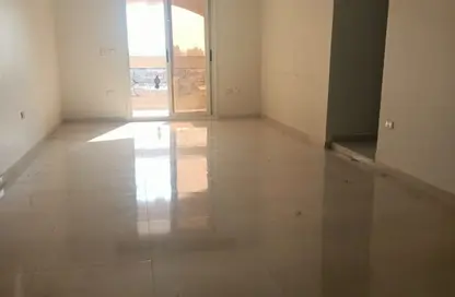 Apartment - 3 Bedrooms - 2 Bathrooms for rent in Safeer Square - Almazah - Heliopolis - Masr El Gedida - Cairo
