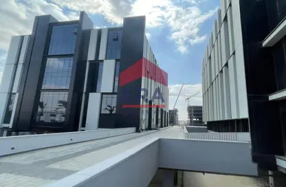 Office Space - Studio - 2 Bathrooms for rent in Hyde Park Business District Mall - South Teseen St. - The 5th Settlement - New Cairo City - Cairo