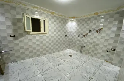 شقة - 3 غرف نوم - 2 حمامات للبيع في شارع غزه - المهندسين - الجيزة