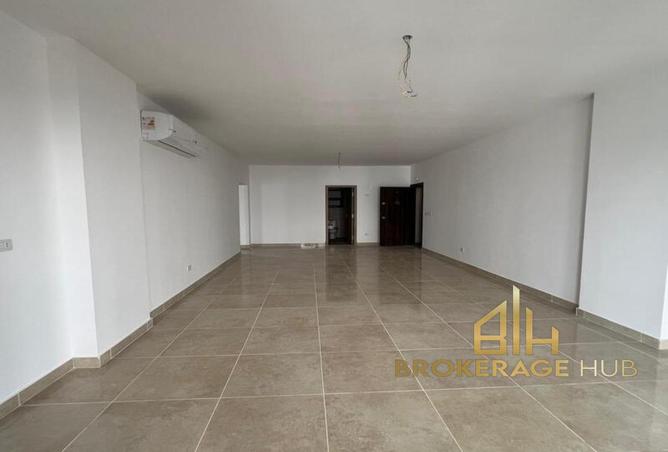 8236678 - Property Image 3