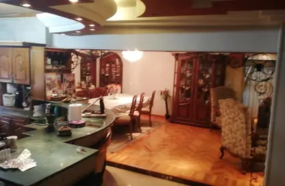 Apartment - 4 Bedrooms - 3 Bathrooms for sale in Hosny Ahmed Khalaf - 6th Zone - Nasr City - Cairo