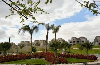 قصر - 6 غرف نوم - 7 حمامات للبيع في جولف فيوز - طريق مصر اسكندرية الصحراوي - مدينة 6 أكتوبر - الجيزة