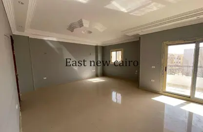 Apartment - 3 Bedrooms - 2 Bathrooms for rent in Abou El Houl - New Cairo City - Cairo