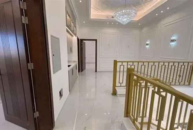 8319273 - Property Image 2