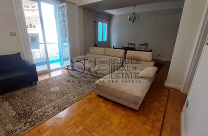 شقة - 2 غرف نوم - 2 حمامات للايجار في شارع محمد مظهر - الزمالك - القاهرة