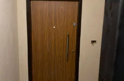 شقة - 4 غرف نوم - 3 حمامات للبيع في المجاورة الخامسة - المنطقة الرابعة - مدينة الشروق - القاهرة