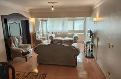 Apartment - 3 Bedrooms - 2 Bathrooms for rent in Mostafa Al Nahas St. - 6th Zone - Nasr City - Cairo