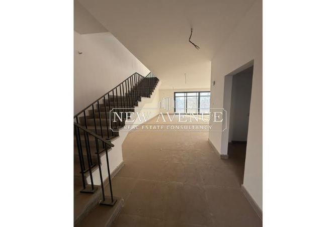 8328286 - Property Image 2