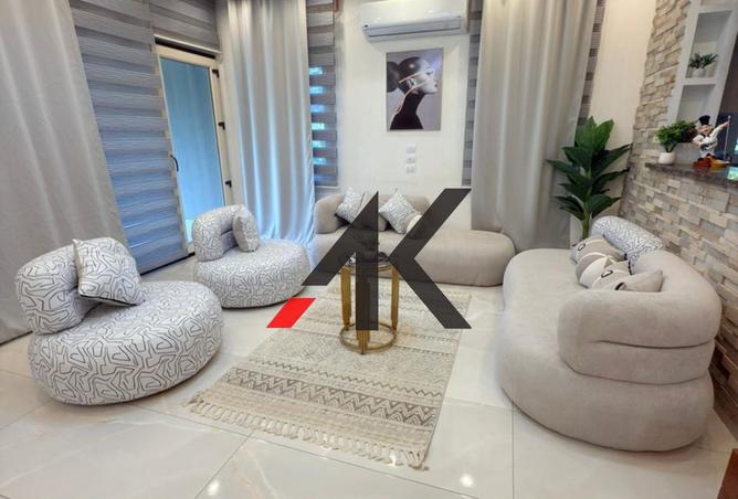 8404978 - Property Image 2