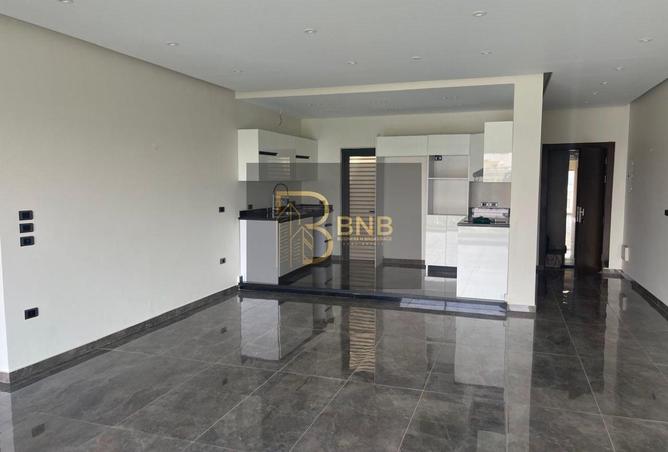 8240316 - Property Image 2