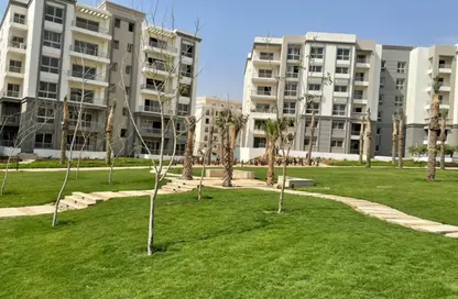 Apartment - 4 Bedrooms - 4 Bathrooms for sale in Hyde Park - 5th Settlement Compounds - The 5th Settlement - New Cairo City - Cairo