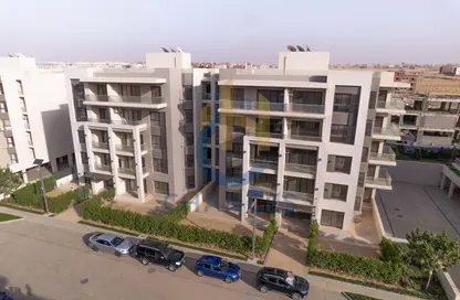 Apartment - 3 Bedrooms - 3 Bathrooms for sale in The Address East - 90 Street - The 5th Settlement - New Cairo City - Cairo