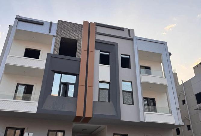 8378931 - Property Image 3