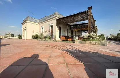Full Floor - 6 Bedrooms - 4 Bathrooms for sale in North Lotus - El Lotus - New Cairo City - Cairo
