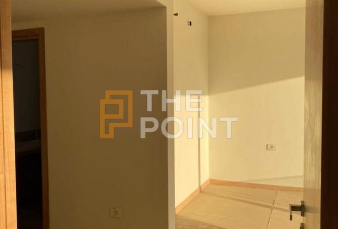8111863 - Property Image 2