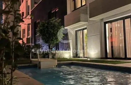 Apartment - 2 Bedrooms - 3 Bathrooms for sale in Fifth Square - The 5th Settlement - New Cairo City - Cairo