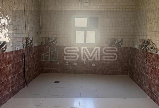 8025141 - Property Image 2