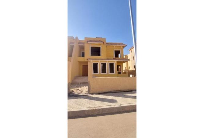 8382933 - Property Image 3