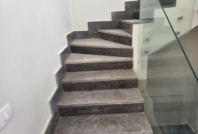 8352075 - Property Image 3