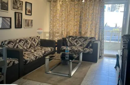 Apartment - 2 Bedrooms - 1 Bathroom for rent in Al Ekbal St. - Laurent - Hay Sharq - Alexandria