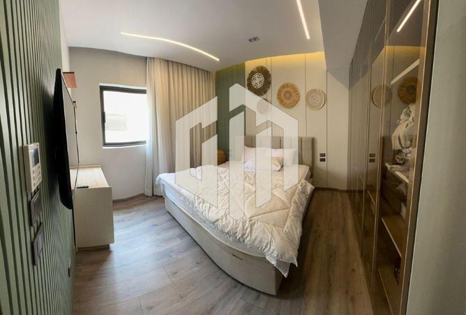 8323073 - Property Image 2