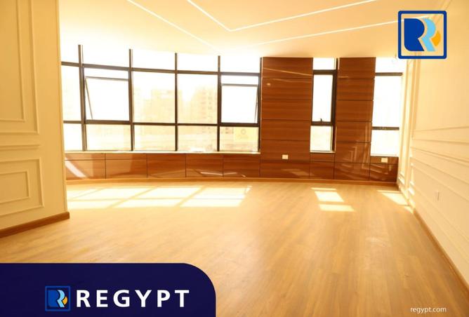 8266580 - Property Image 2