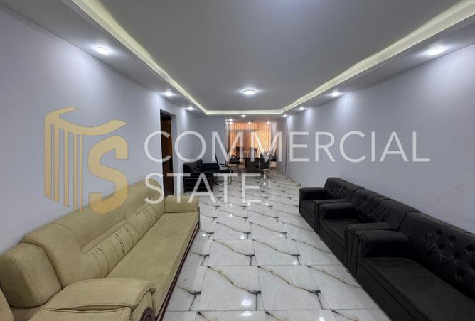 8240278 - Property Image 2