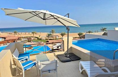 Chalet - 3 Bedrooms - 2 Bathrooms for sale in Blue Blue - Al Ain Al Sokhna - Suez