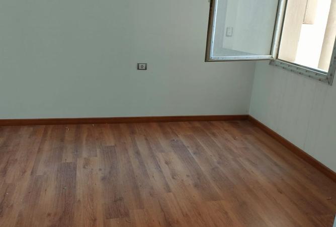 8502110 - Property Image 2