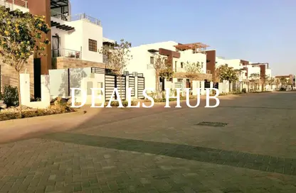Townhouse - 3 Bedrooms - 5 Bathrooms for sale in The Residences - Hyde Park - New Cairo City - Cairo Townhouse - 3 Bedrooms - 5 Bathrooms for sale in The Residences - Hyde Park - New Cairo City - Cairo