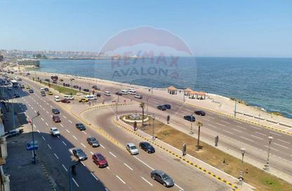 شقة - 2 غرف نوم - 2 حمامات للبيع في طريق الجيش - كامب شيزار - حي وسط - الاسكندرية