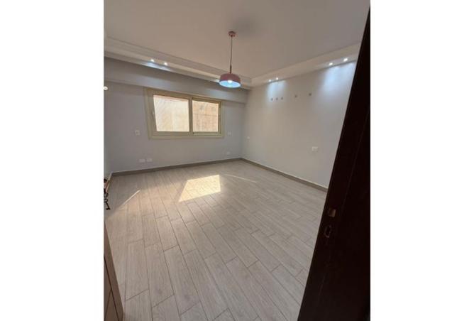 8174450 - Property Image 3