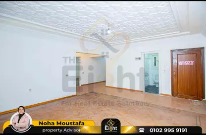 Apartment - 3 Bedrooms - 2 Bathrooms for sale in Kafr Abdo St. - Kafr Abdo - Roushdy - Hay Sharq - Alexandria