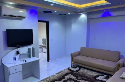 Apartment - 2 Bedrooms - 1 Bathroom for sale in Al Quds Al Sharif St. - Mohandessin - Giza
