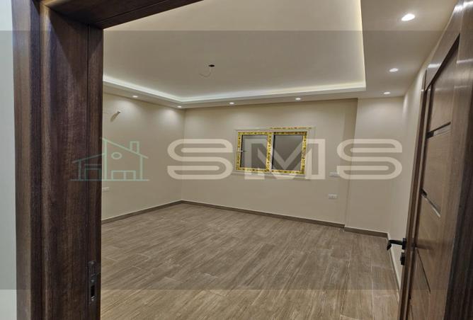 7988770 - Property Image 2