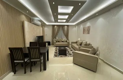 Apartment - 2 Bedrooms - 1 Bathroom for rent in El Rehab Extension - Al Rehab - New Cairo City - Cairo